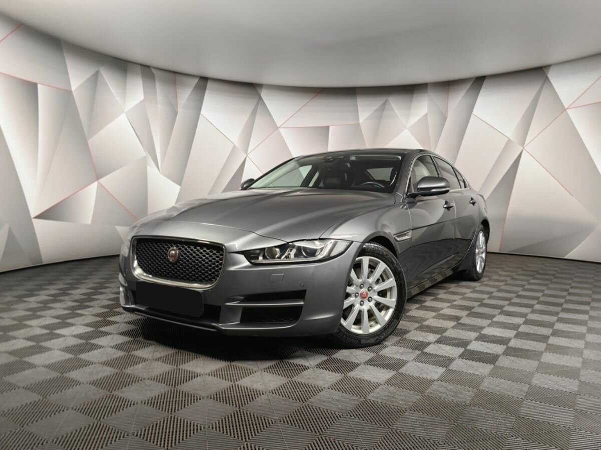 Jaguar XE