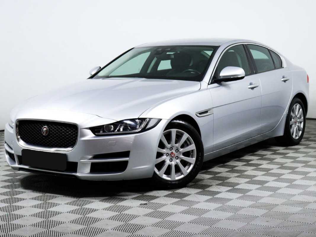 Jaguar XE