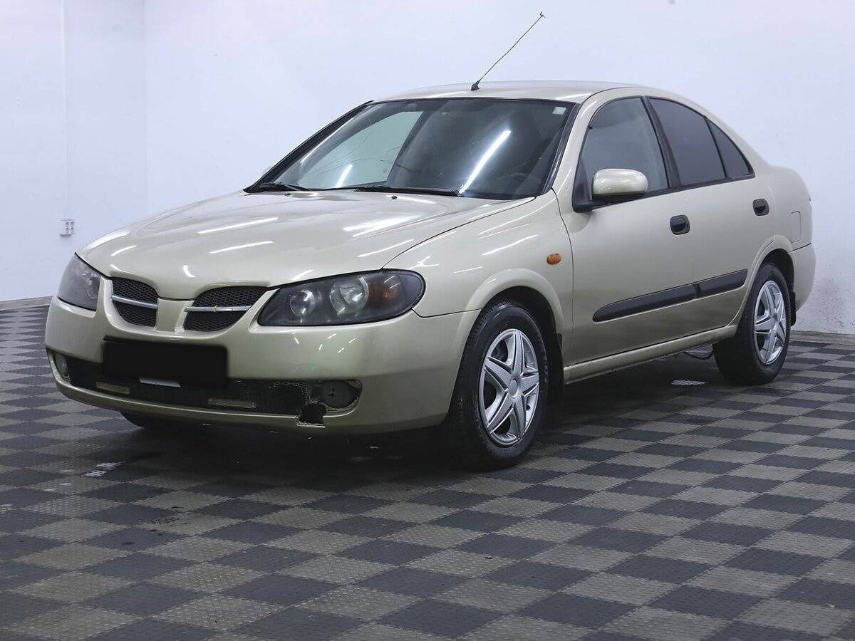 Nissan Almera